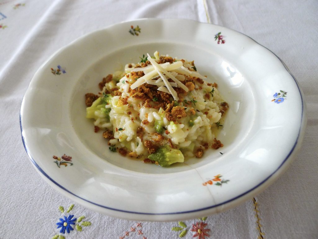 Rizoto s karfiolom Romanesco a s ančovičkovou posýpkou